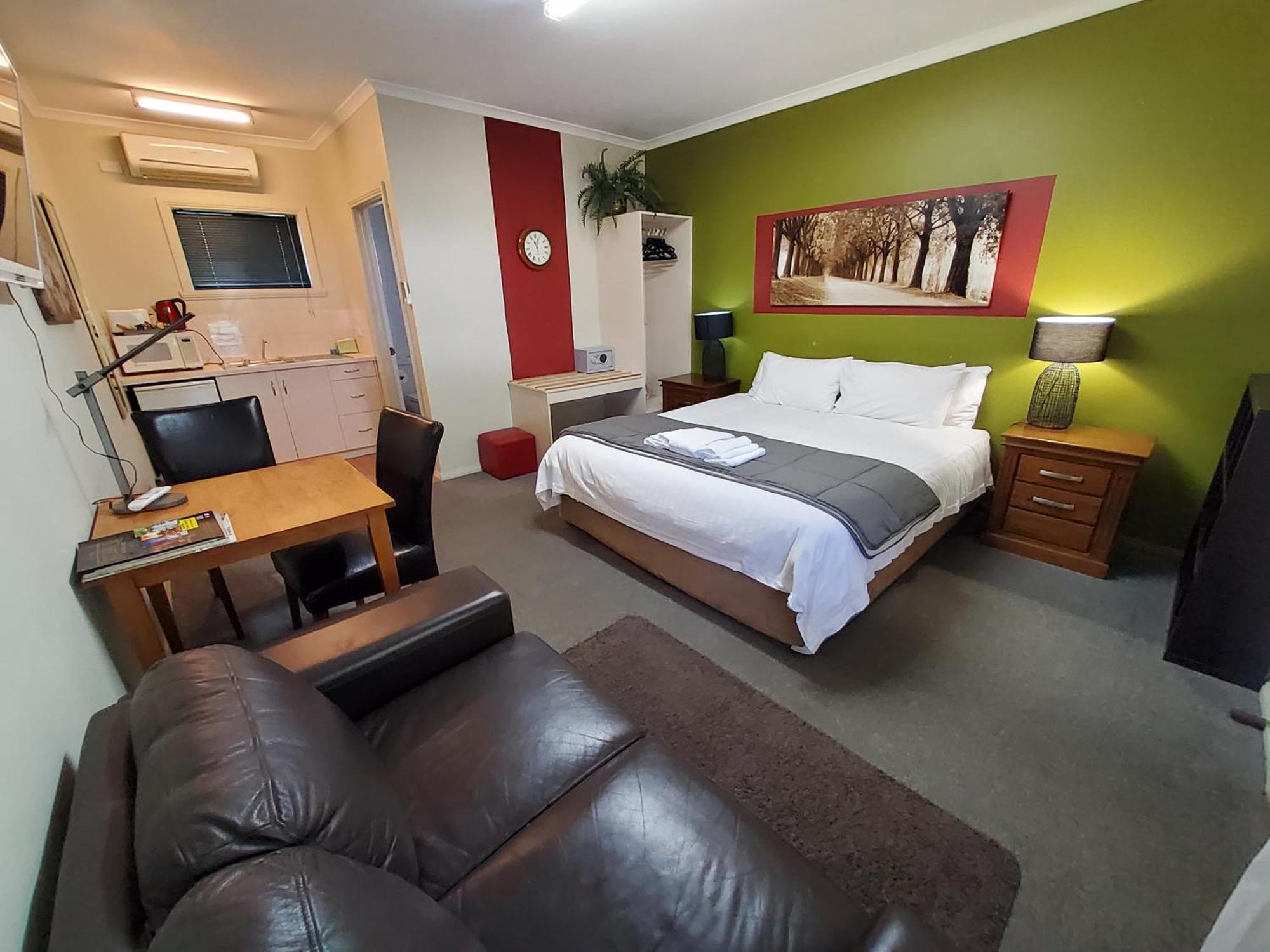 Coach House Inn Bright Ngoại thất bức ảnh