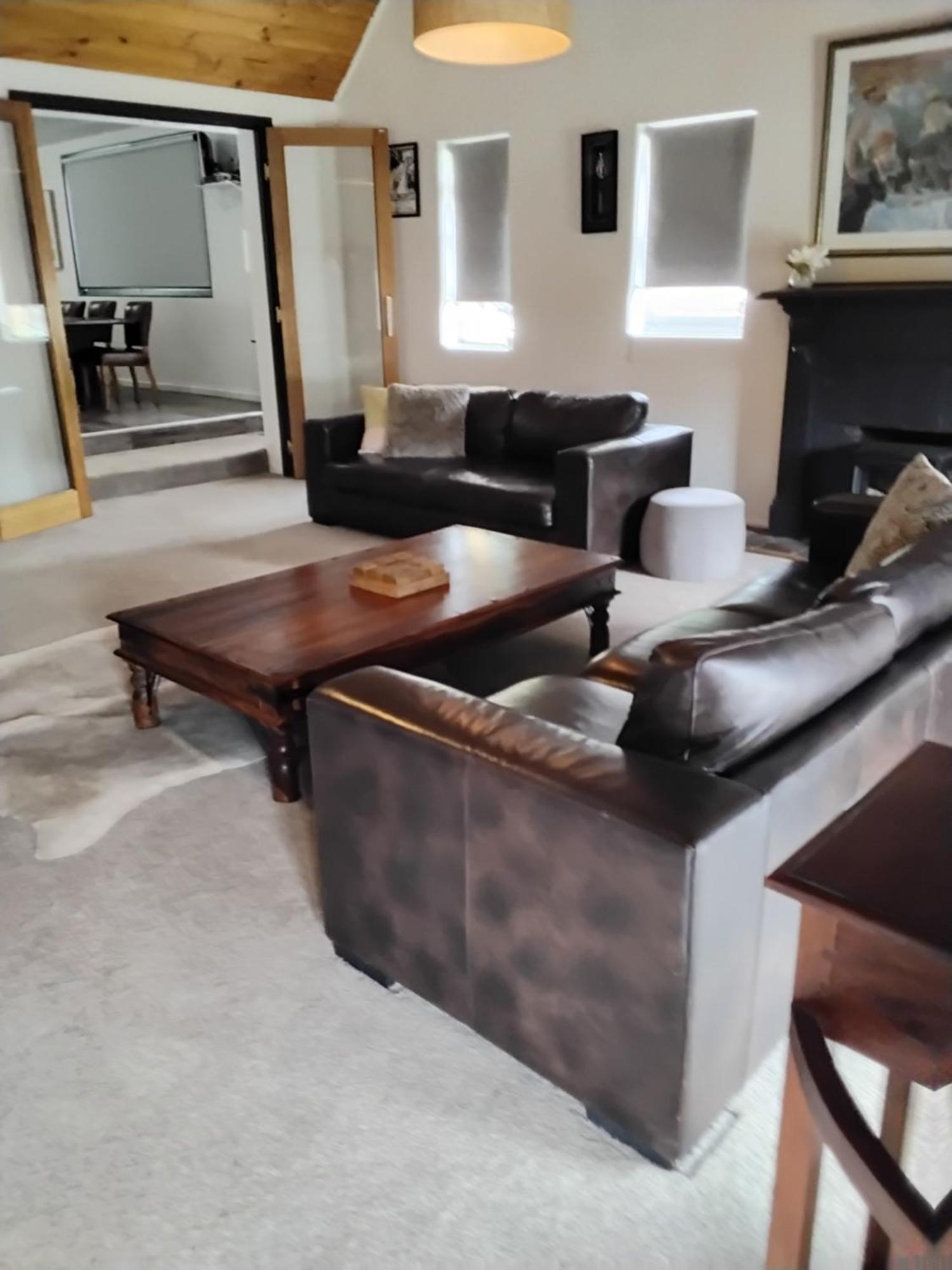 Coach House Inn Bright Phòng bức ảnh
