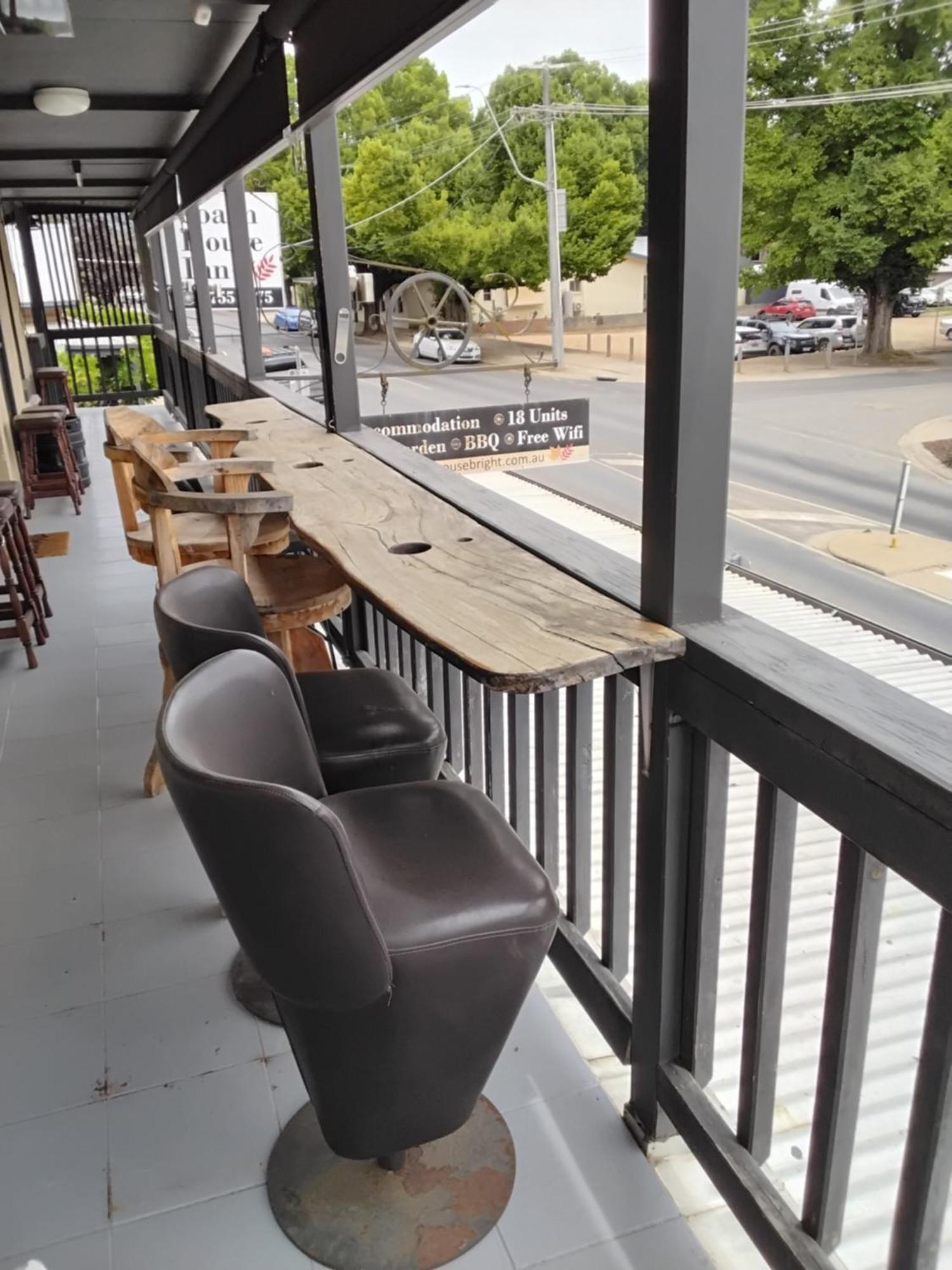 Coach House Inn Bright Phòng bức ảnh